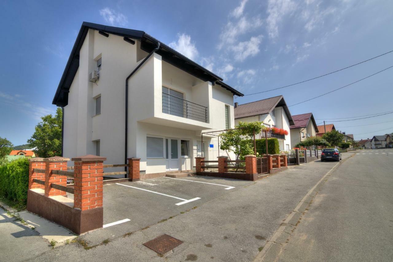 Apartmán House Smolčić Otočac Exteriér fotografie
