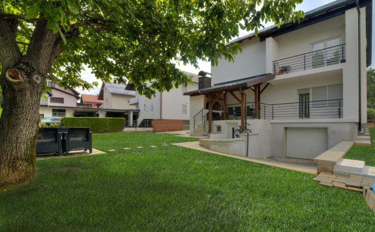 Apartmán House Smolčić Otočac Exteriér fotografie