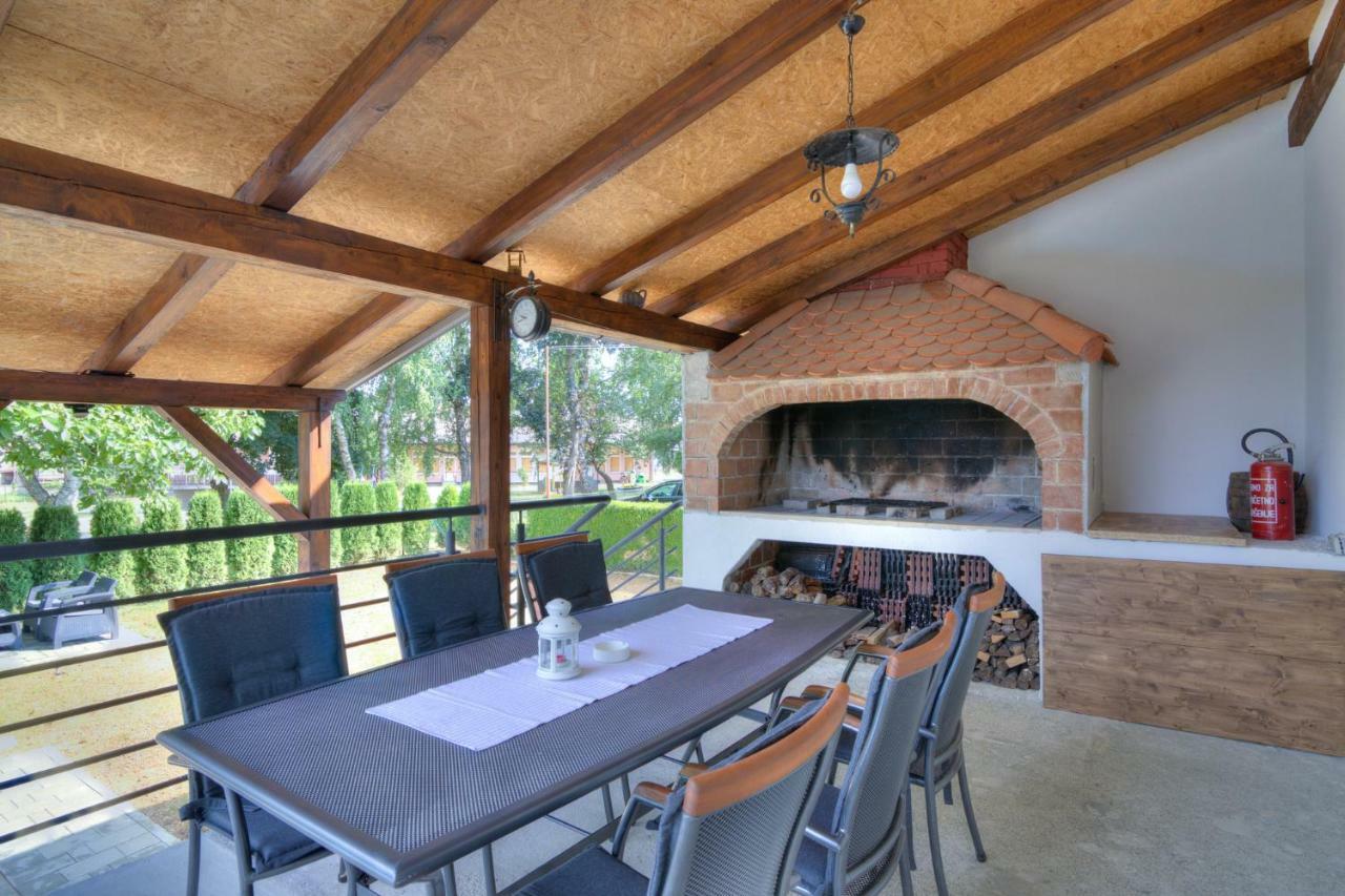 Apartmán House Smolčić Otočac Exteriér fotografie